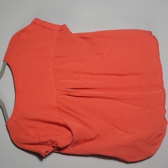 Rose + Olive Blouse Size M Pumpkin color - Picture 3 of 4